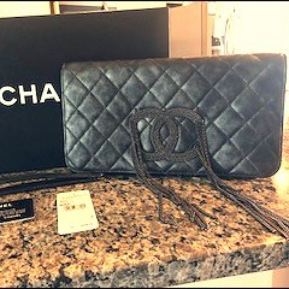 Chanel Chain clutch